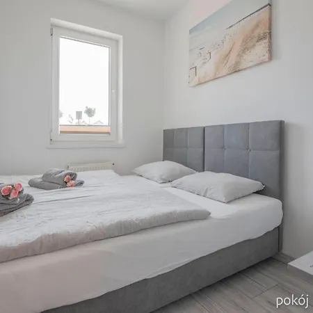 Dom 306, 6 Guests, 3 Bedrooms, 2 Bathrooms, Kitchen, Netflix, Garden, Free Parking Jastrzebia Gora