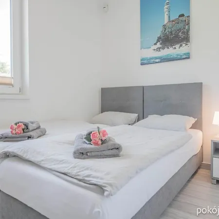 Dom 306, 6 Guests, 3 Bedrooms, 2 Bathrooms, Kitchen, Netflix, Garden, Free Parking * Jastrzebia Gora