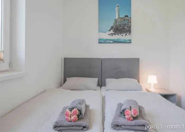 Dom 306 Dom Na Wylacznosc Dla 6 Osob Z Parkingiem, Ogrodem I Grillem بيت للعطل